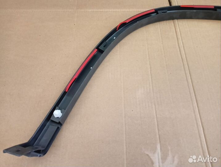 Накладка крыла заднего Volkswagen Tiguan