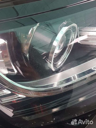Фара правая Land Rover Range Rover Vogue 4