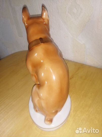 Статуэтка бульдог