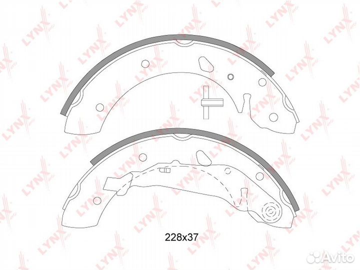 Колодки тормозные барабанные зад BS7525 LYN