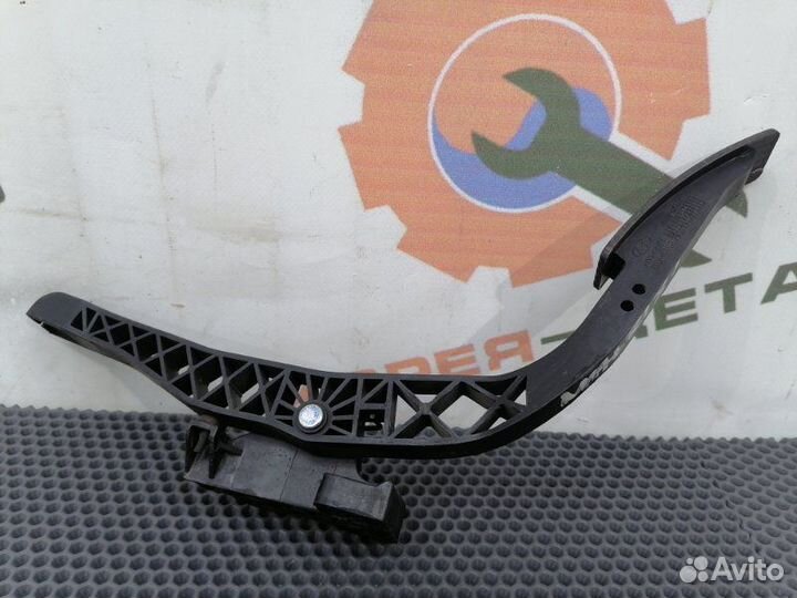 Педаль газа Hyundai Matrix 1 2005-2008