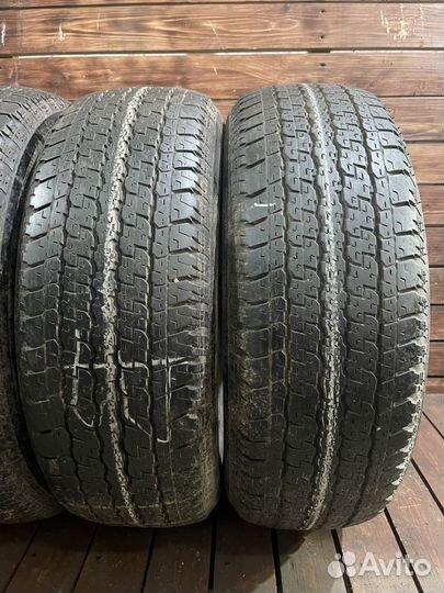 Bridgestone Dueler H/T D840 265/65 R17