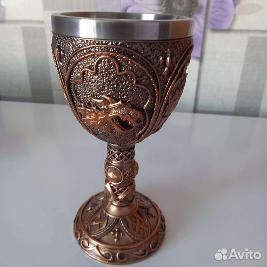 Бокал дракон