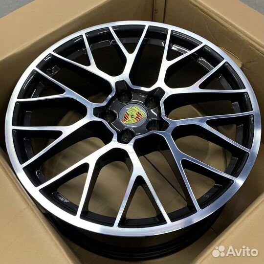 Диски на Porsche Macan Порше Макан R21