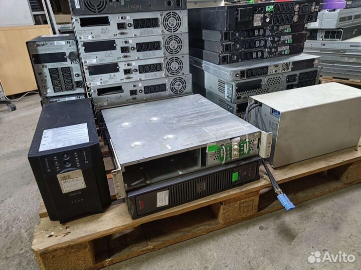 Ибп APC Smart-UPS