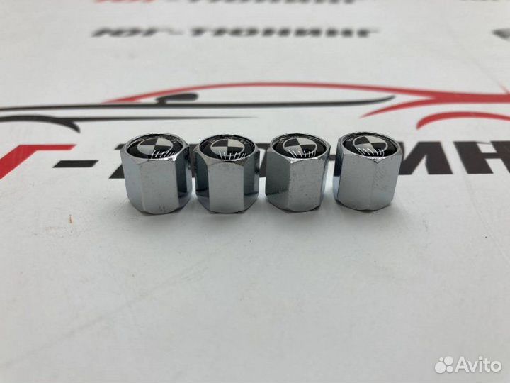 Колпачки на ниппель BMW classic ч/б с защитой от