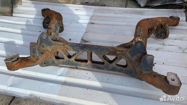 Балка задней подвески Audi A4 B8