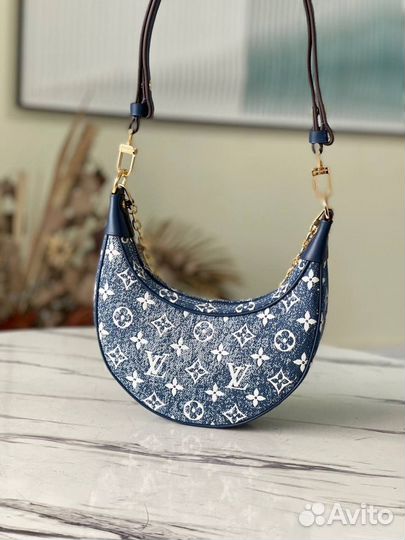 Сумка Louis Vuitton Loop Hobo