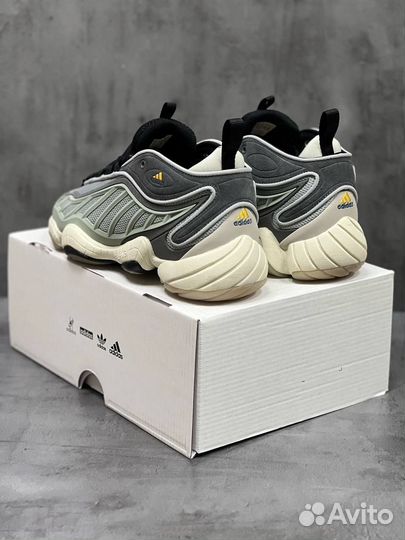 Кроссовки Packer x adidas Originals Yeezy 500