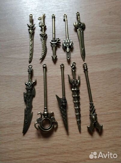 Оружие фентези, посох, меч, жезл, копьё, катана