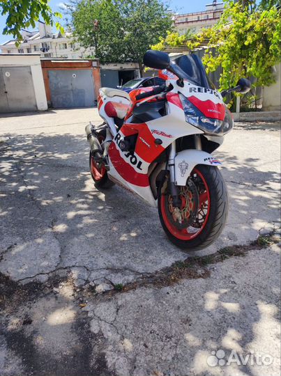 Honda cbr954rr