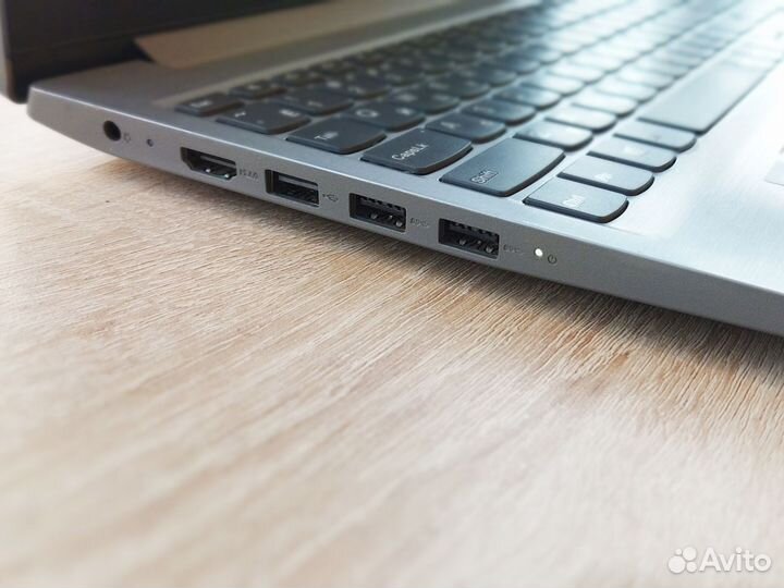 Ультрабук Lenovo на Ryzen3 Ryzen5 512Gb SSD