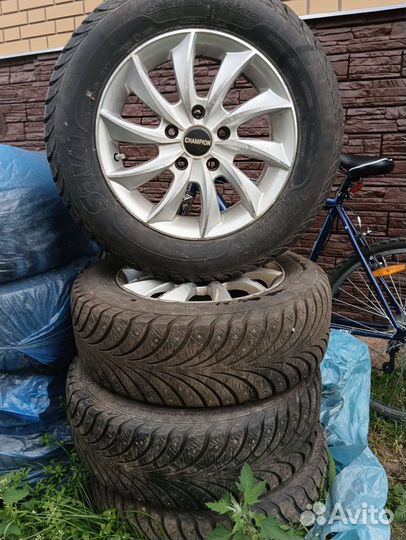 R15 Sava Eskimo Stud 205/65, PCD 5x100 DIA 15