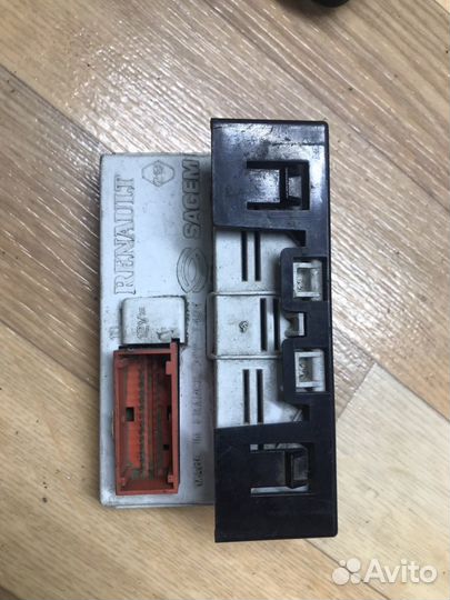 Дисплей информационный часы Megane 2