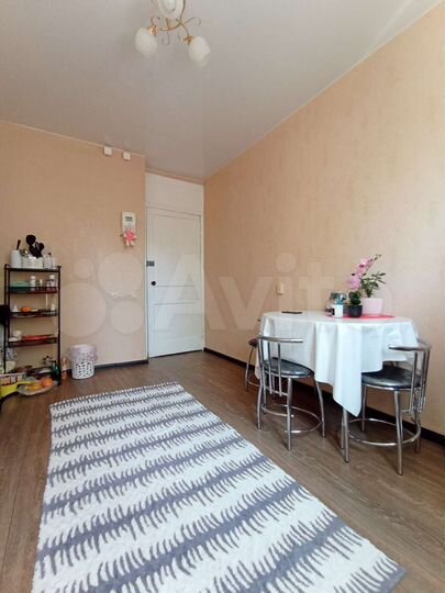 Комната 24 м² в 4-к., 3/5 эт.