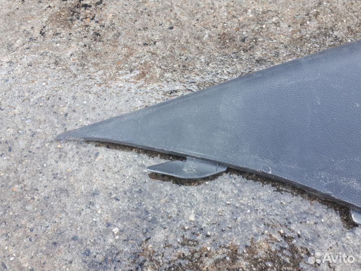 Обшивка стойки задняя левая Hyundai Solaris