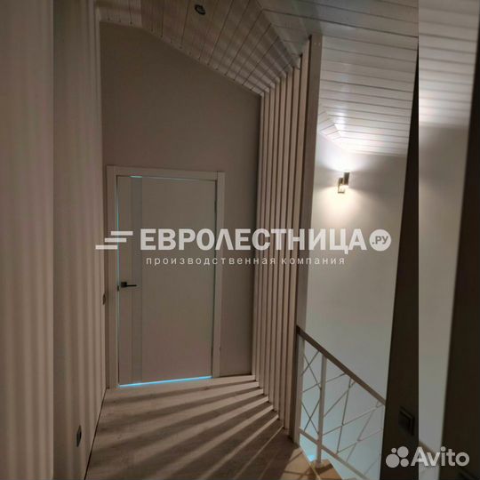 Лестница на второй этаж