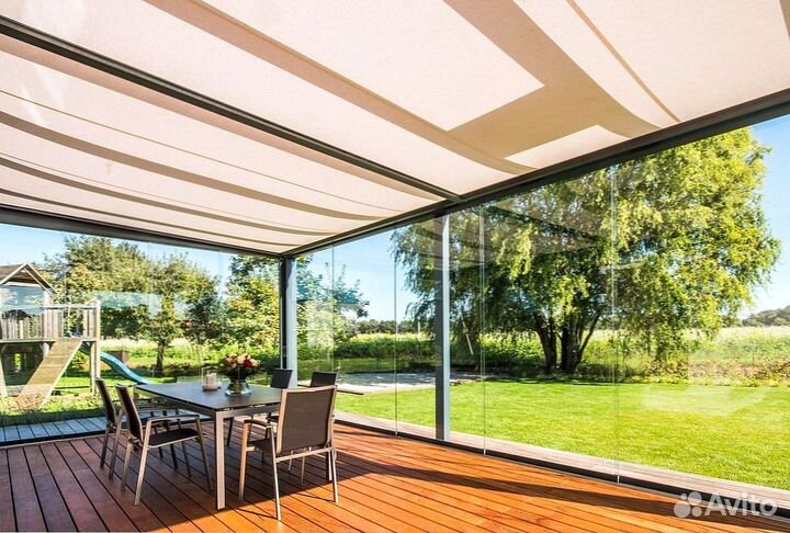 Безрамное остекление террасы, веранды, беседки