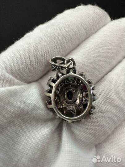 Кулон с рубином, изумрудом, сапфиром и марказитом