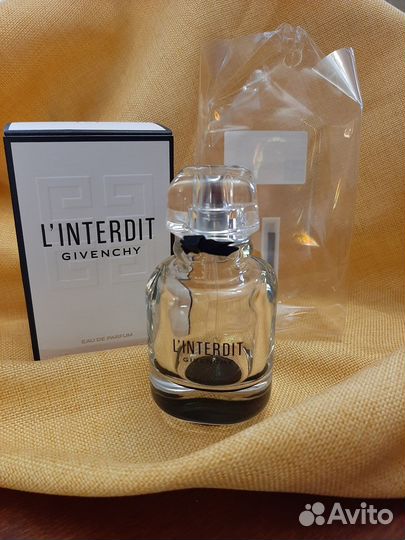 Пустой флакон от парфюма givenchy linterdit