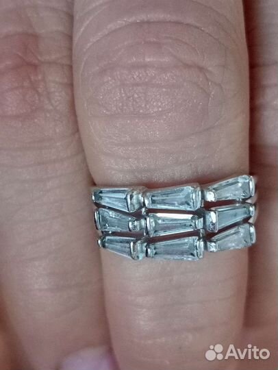 Серебряное кольцо