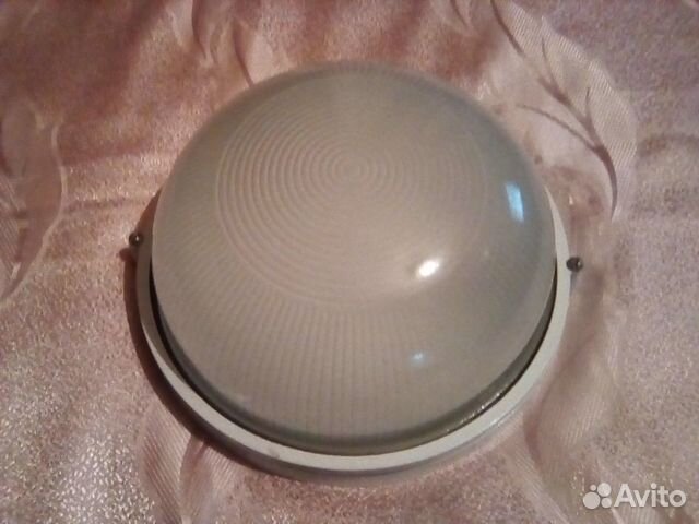 Светильник на потолок или стену 1шт