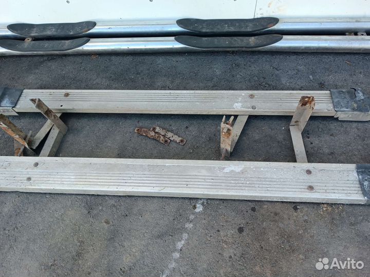 Пороги подножки для внедорожника паркетника