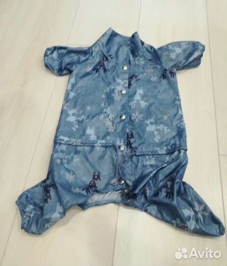 Дождевик для маленькой собаки