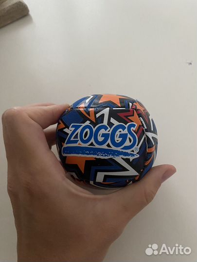 Мячик zoggs для игры в воде