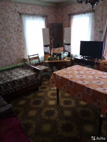 Дом 32,7 м² на участке 8 сот.