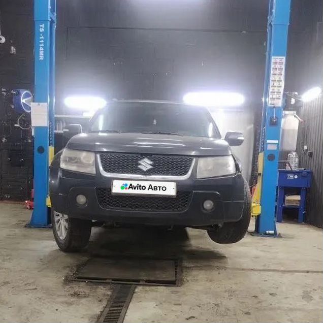 Suzuki Grand Vitara 2.4 MT, 2008, битый, 288 000 км