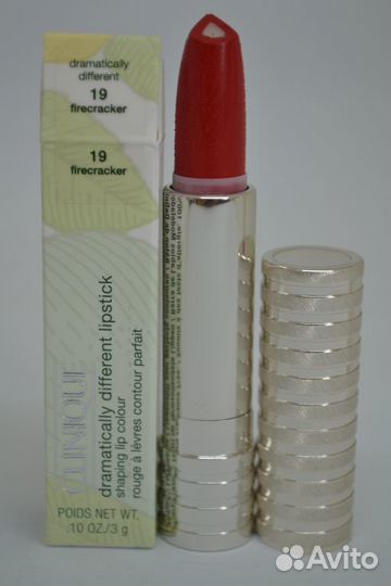 Помада Clinique Dramatically Different Lipstick