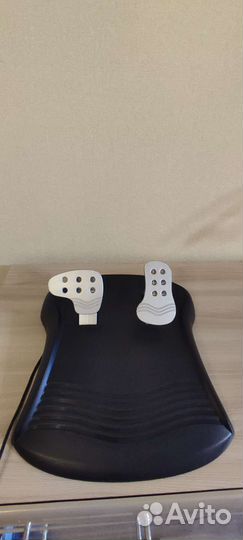 Игровой руль и педали genius TwinWell