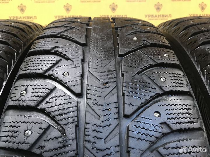 Bridgestone Ice Cruiser 7000 235/65 R17 108T