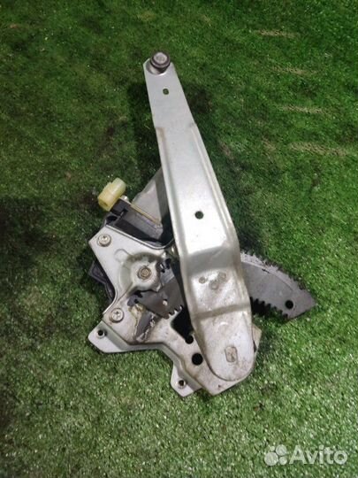 Стеклоподьемник задний правый Hyundai Getz