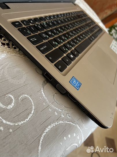 Ноутбук Asus X540S