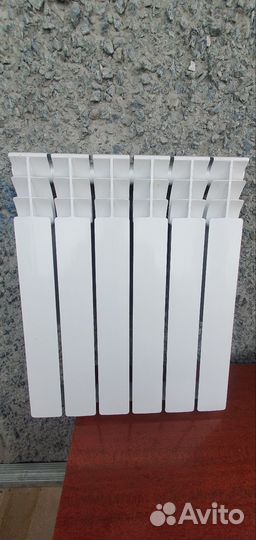 Биметаллический радиатор 6 секций