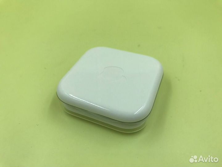 25014 Наушники Apple