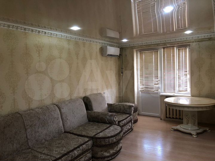 2-к. квартира, 52 м², 5/5 эт.