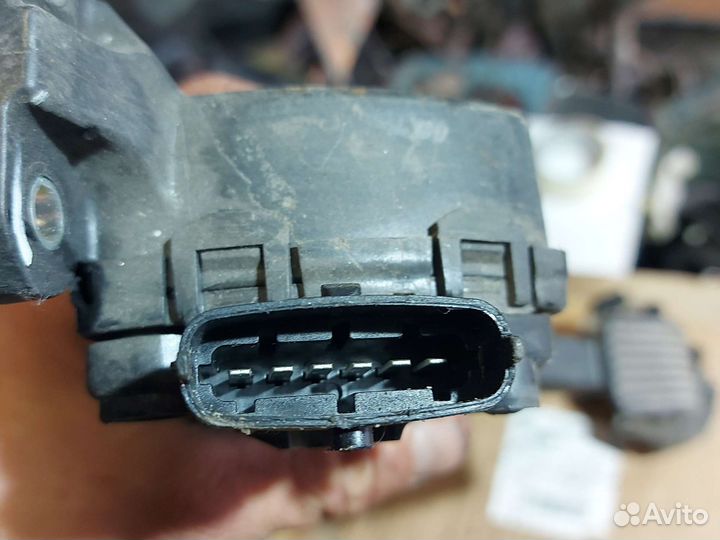 Электронная педаль газа Chevrolet Epica