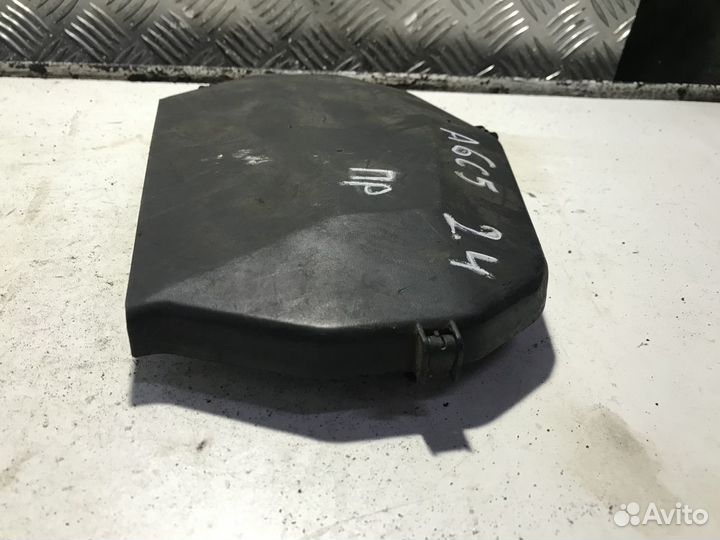 Кожух ремня грм правый Audi A6C5