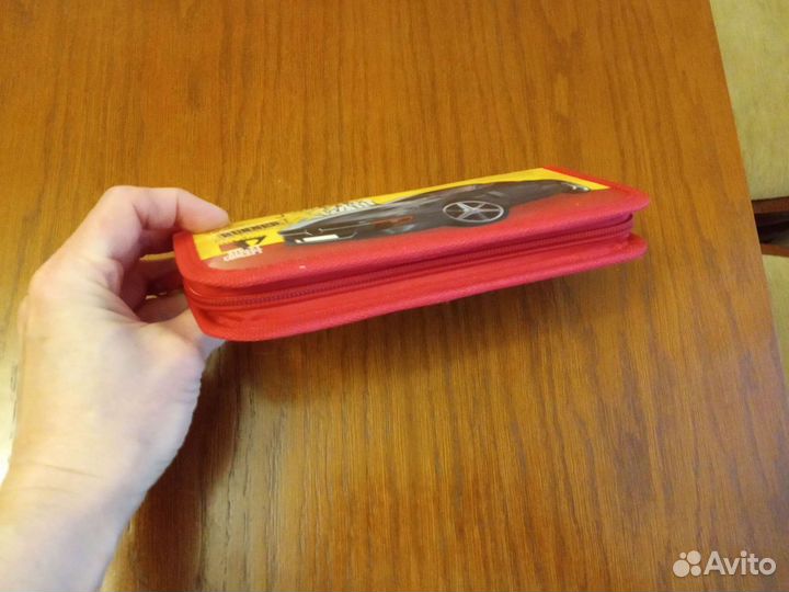 Пенал школьный