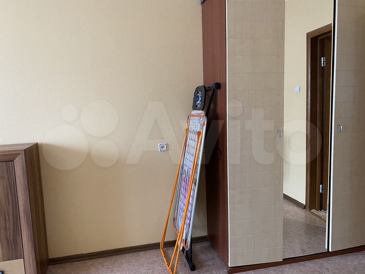 2-к. квартира, 52 м², 5/5 эт.