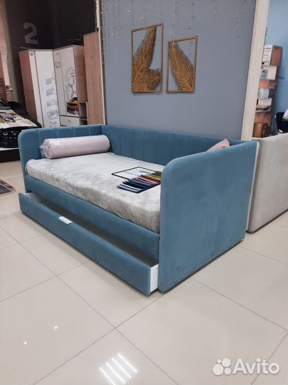 Детская подростковая мягкая кровать