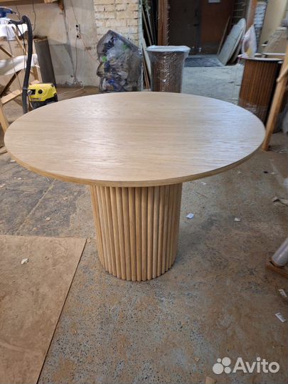 Стол круглый раскладной деревянный дизайнерский