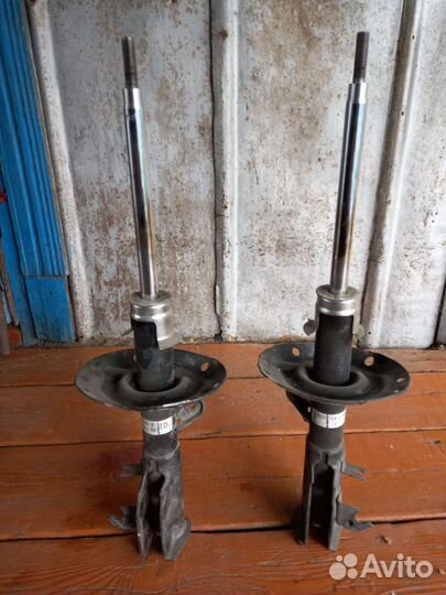 Стойки на хонду фит 2016г