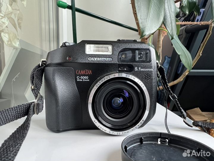 Фотоаппарат Olympus C-5060 Wide Zoom