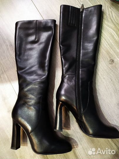 Женские сапоги