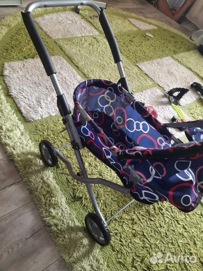 Коляска кукольная