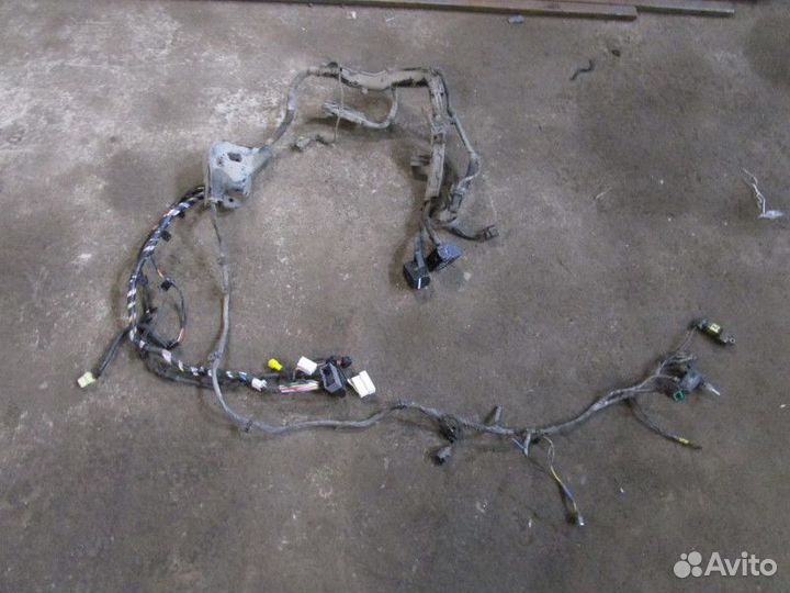 Проводка подкапотная правая Hyundai Elantra 2006-2